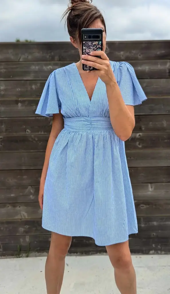 Robe courte rayée