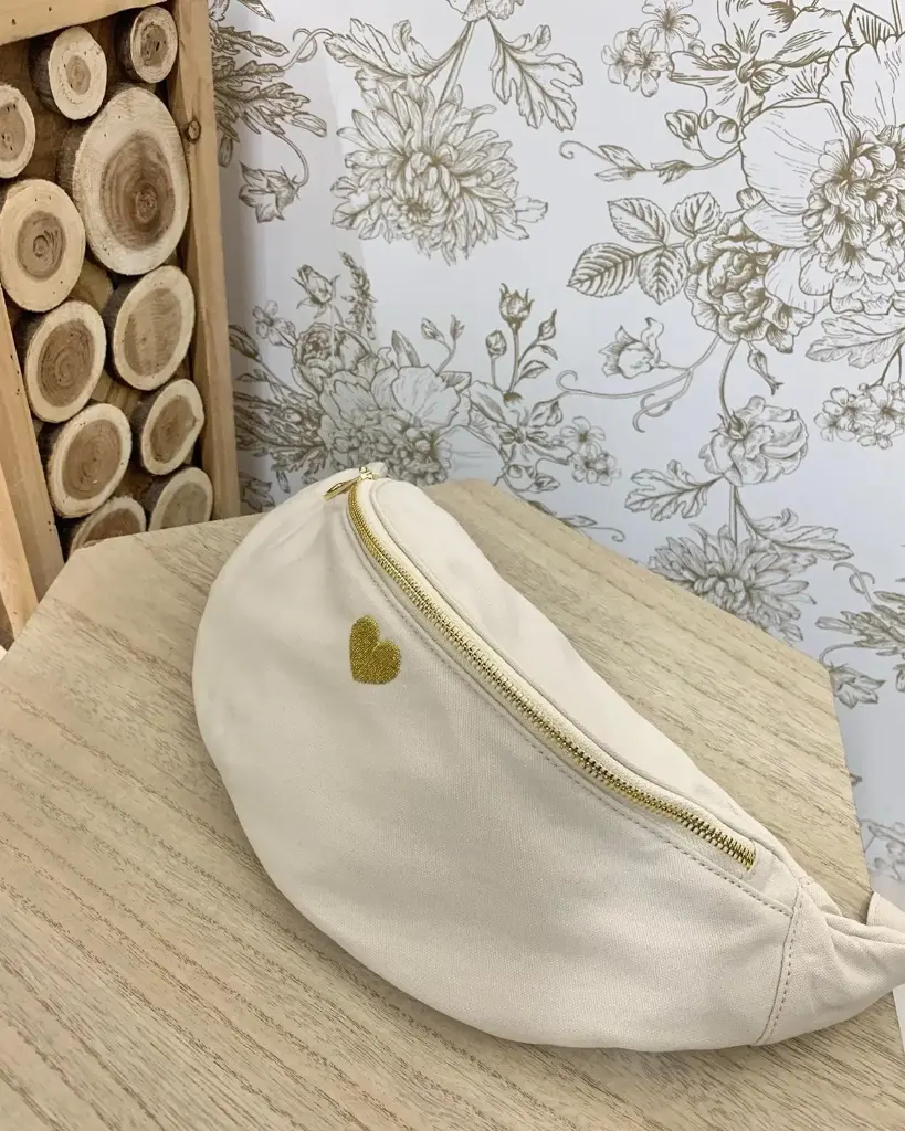 Sacoche beige détail cœur doré